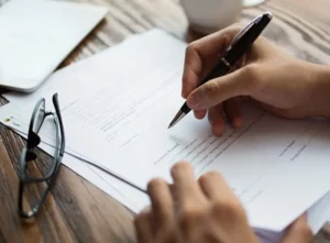 تنظیم قراردادهای ضروری
